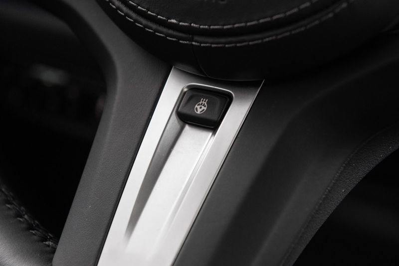 BMW X6 • 2020 • 55,000 km 30