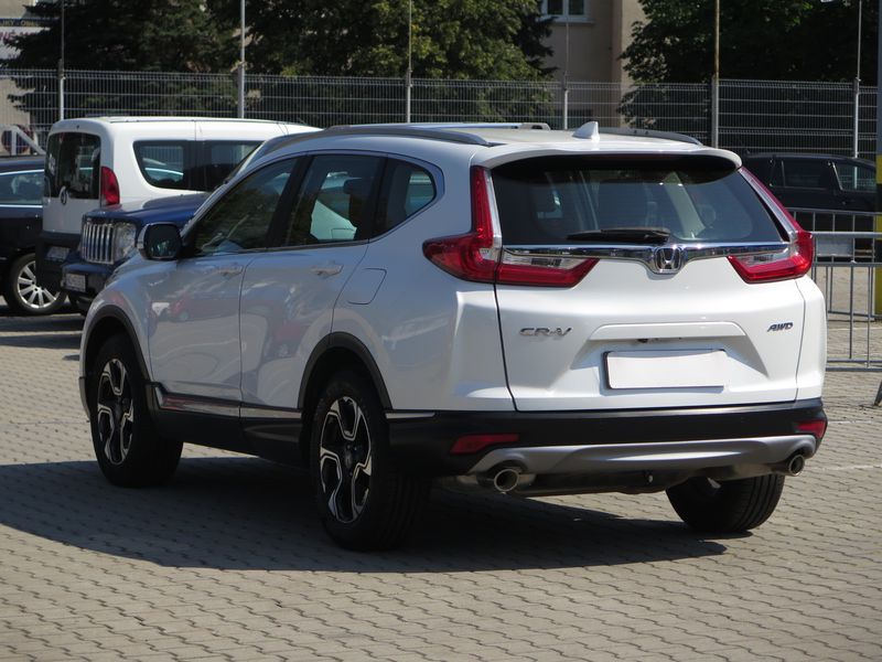 Honda CR-V • 2019 • 77,000 km 4