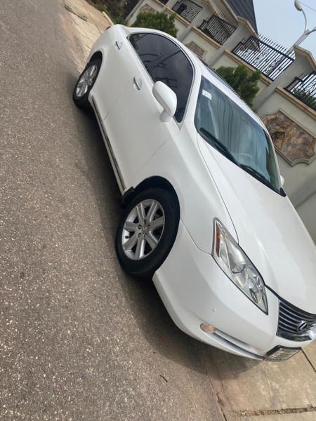 Lexus LS • 2009 • 2,009 km 1