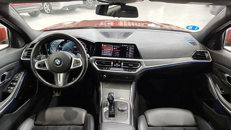 BMW 3 Series • 2020 • 77,642 km 3