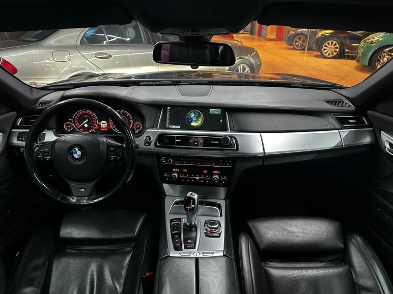 BMW 7 Series • 2013 • 164,000 km 2