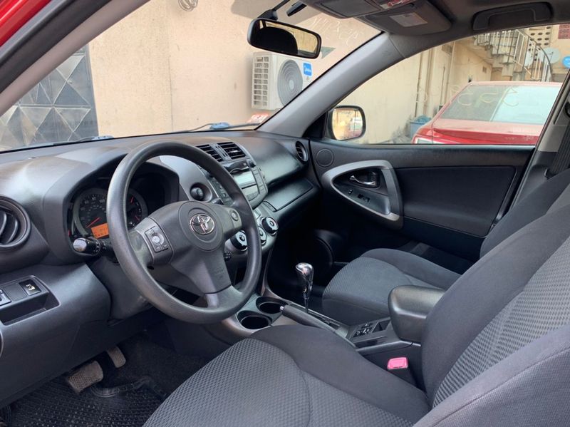 Toyota RAV4 • 2016 • 3 km 3