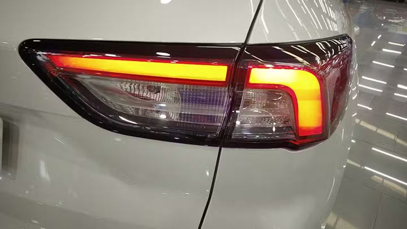 Ford Kuga • 2023 • 39,065 km 8