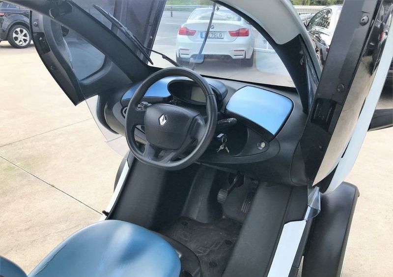 Renault Twingo • 2013 • 31,670 km 2