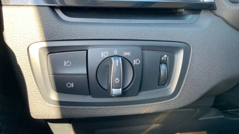 BMW X1 • 2018 • 47,200 km 14