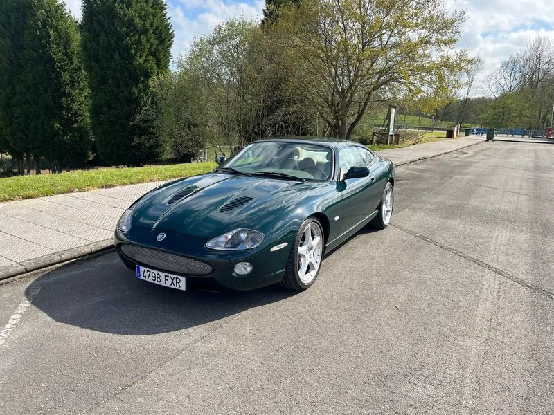 Jaguar XKR • 2004 • 143,000 km 1