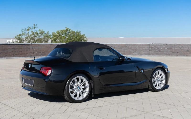 BMW Z4 Roadster • 2006 • 116,000 km 4