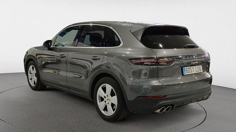 Porsche Cayenne • 2019 • 112,000 km 2