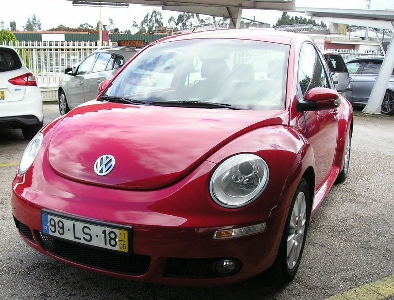 Volkswagen New Beetle • 2011 • 92,082 km 1
