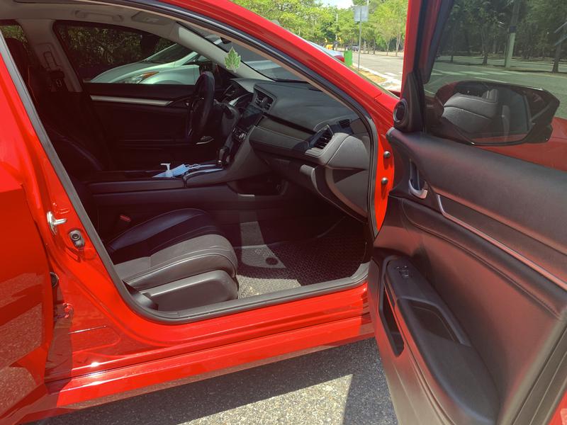 Honda Civic • 2016 • 98,012 km 4