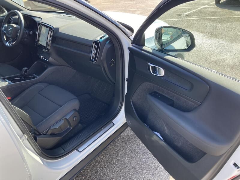 Volvo XC40 • 2023 • 16,708 km 21
