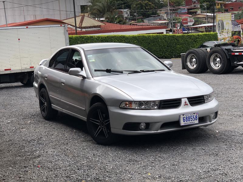 Mitsubishi Galant • 2002 • 214,900 km 6