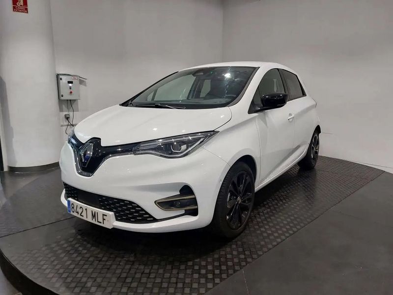 Renault Zoé • 2023 • 22,231 km 10