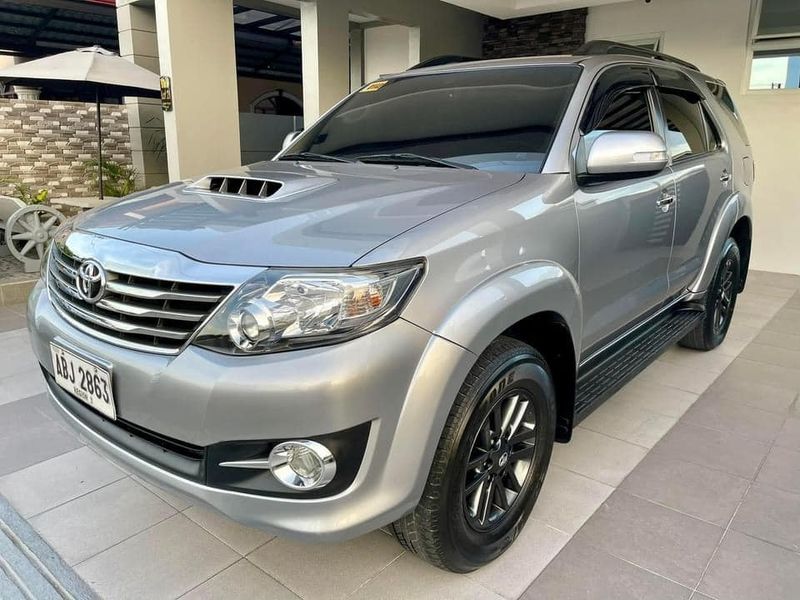Toyota Fortuner • 2015 • 39,000 km 6