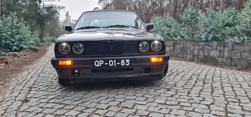BMW E60 • 1987 • 97,000 km 1