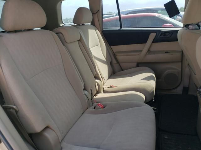 Toyota Highlander • 2011 • 10,000 km 2