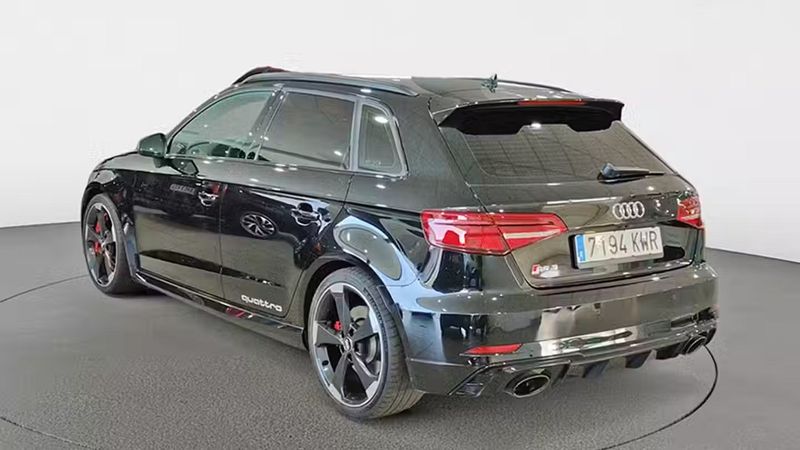 Audi RS 3 • 2019 • 102,216 km 2