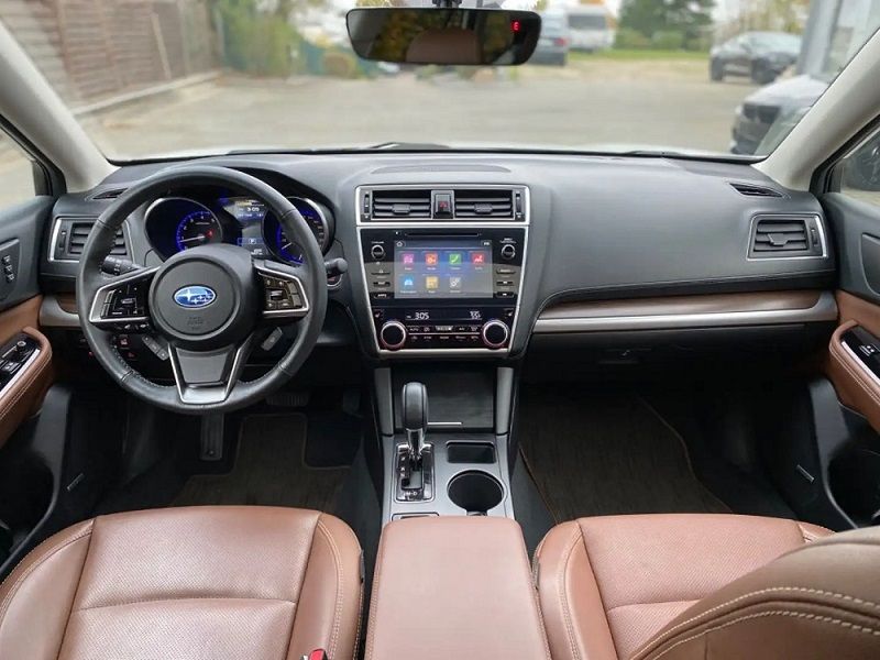 Subaru Outback • 2018 • 74,000 km 10