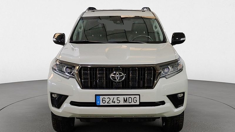 Toyota Land Cruiser • 2023 • 64,871 km 5