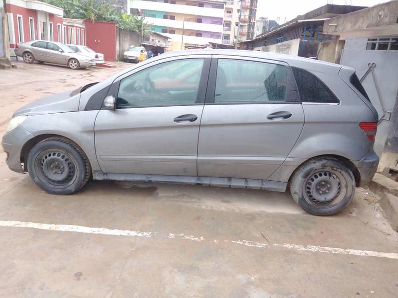 Mercedes-Benz Trieda B • 2006 • 200 km 9