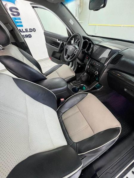 Kia Sorento • 2013 • 120,000 km 8