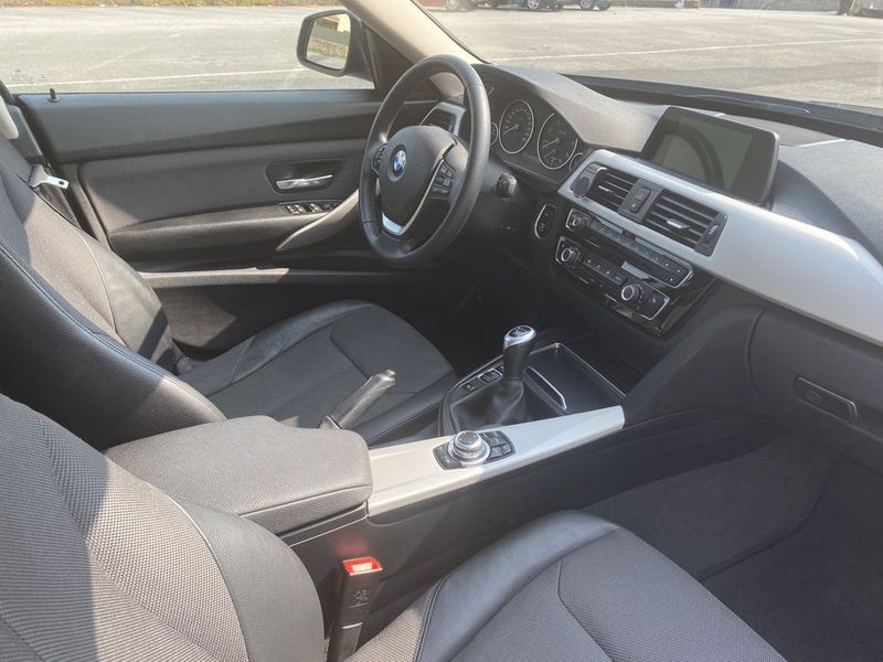 BMW 520D • 2016 • 82,000 km 6