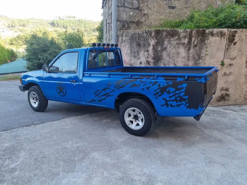 Nissan Pickup • 1992 • 360,000 km 2