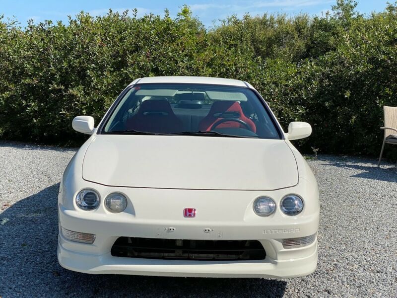 Honda Integra • 1998 • 99,000 km 2