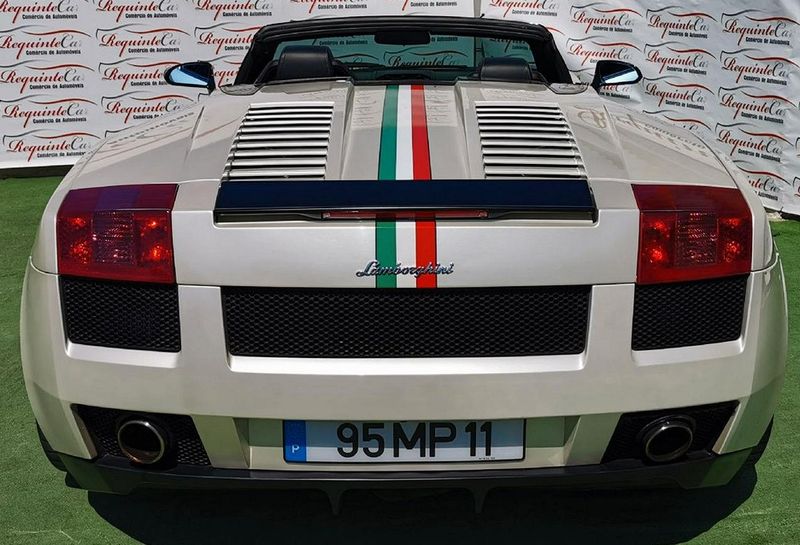 Lamborghini Aventador S • 2007 • 70,000 km 6