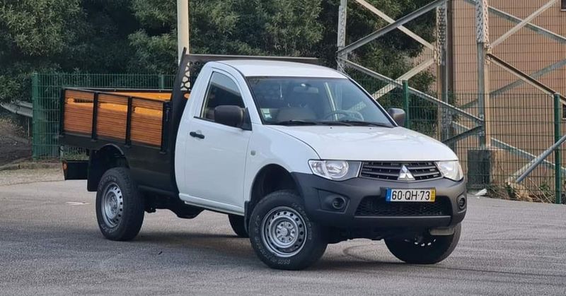 Mitsubishi L200 • 2015 • 270,000 km 1