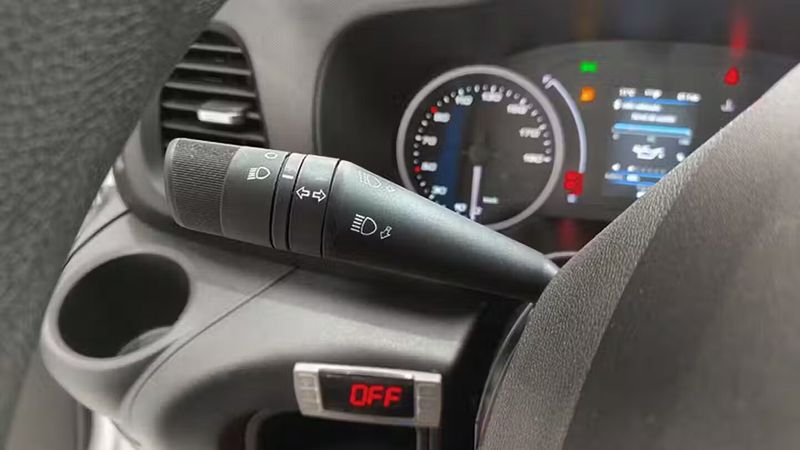 Mercedes-Benz Sprinter • 2024 • 42,261 km 5