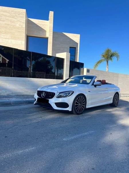 Mercedes-Benz C-Class • 2018 • 131,000 km 5