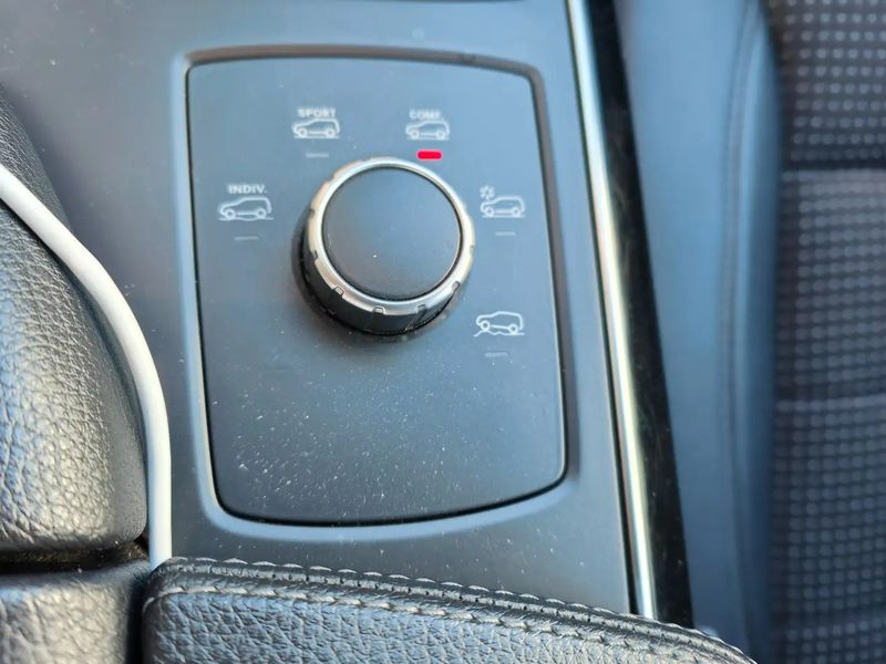 Mercedes-Benz GLE • 2018 • 105,000 km 4