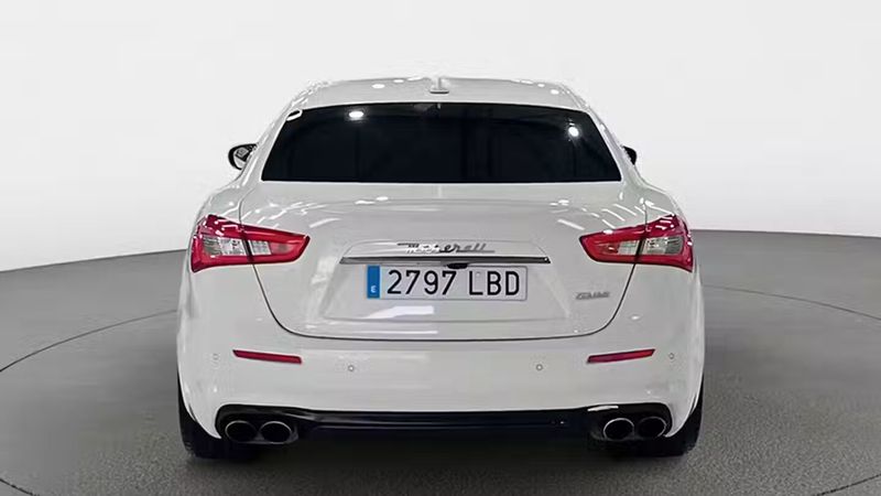 Maserati Ghibli • 2018 • 61,455 km 6