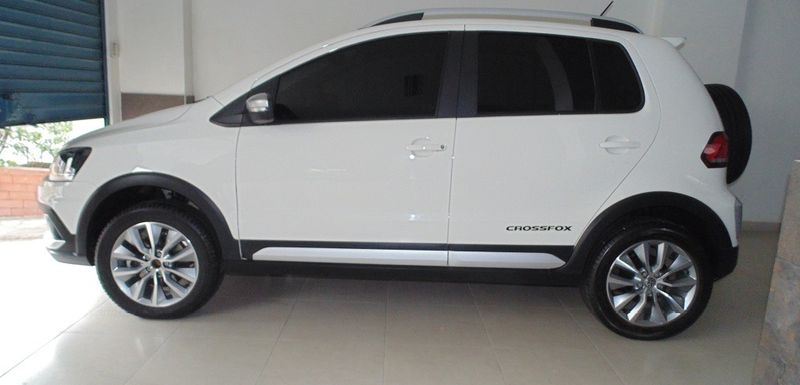 Volkswagen CrossFox • 2017 • 80,000 km 1