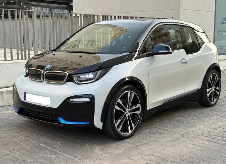 BMW i3 • 2019 • 81,900 km 11
