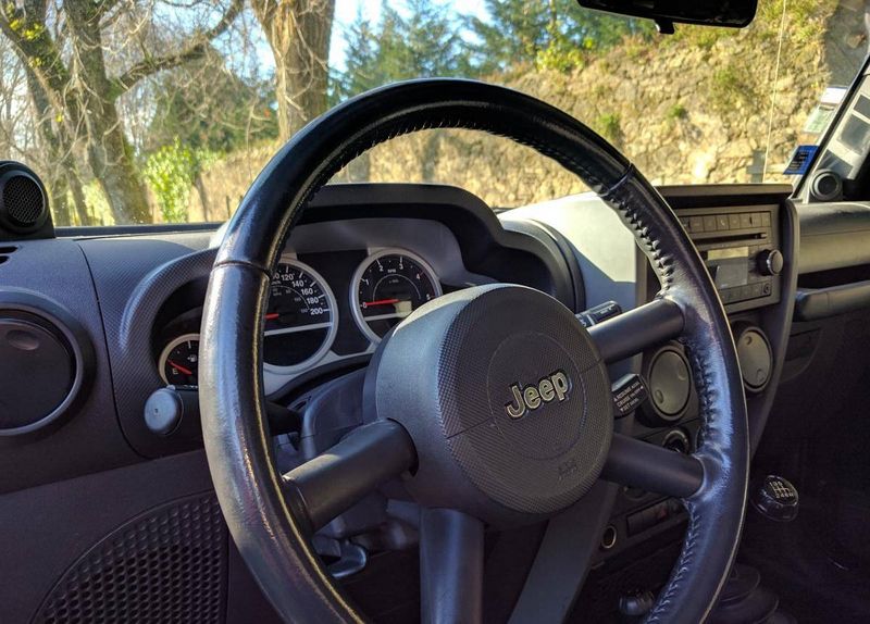Jeep Wrangler • 2011 • 120,000 km 4