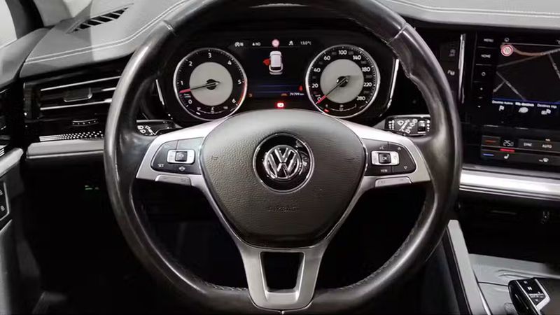 Volkswagen Touareg • 2021 • 79,799 km 1
