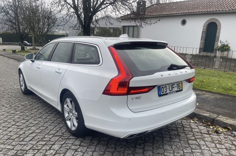 Volvo V90 • 2018 • 157,000 km 4