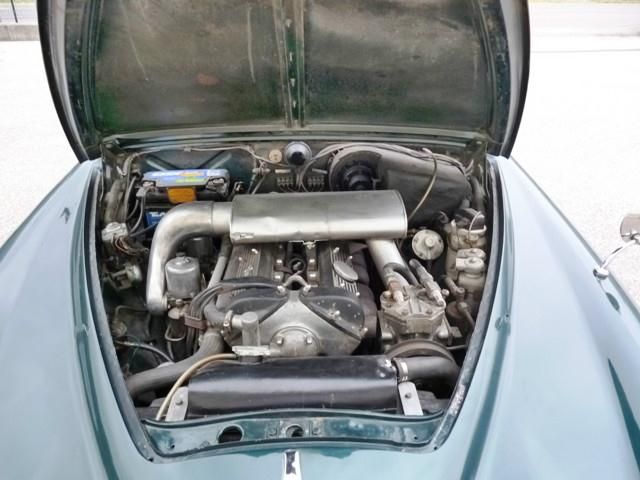 Jaguar Daimler • 1966 • 185,000 km 8