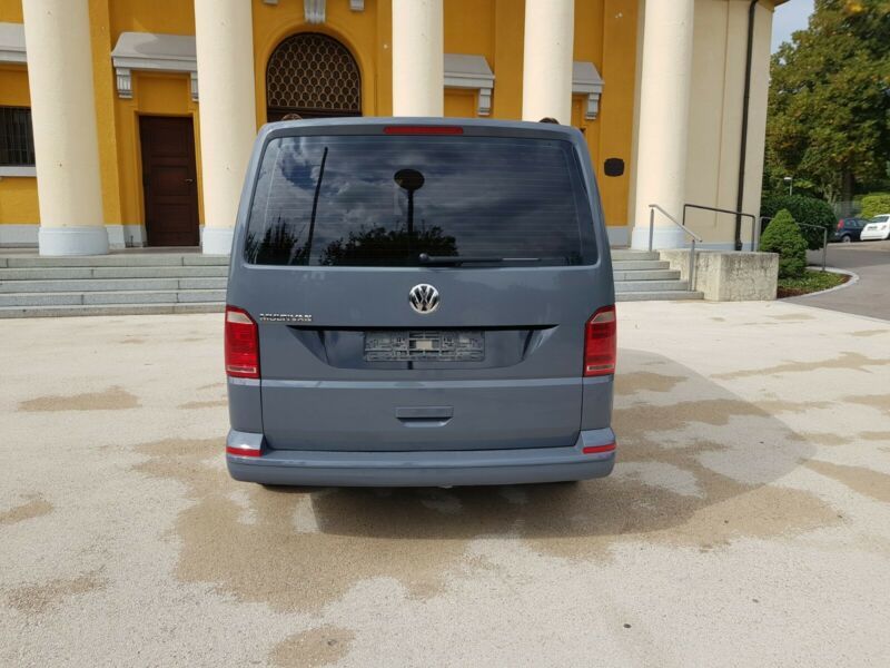 Volkswagen Multivan • 2018 • 47,000 km 4