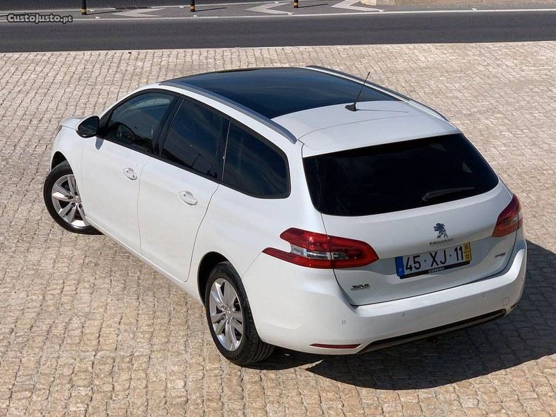 Peugeot 308 SW • 2015 • 119,999 km 1