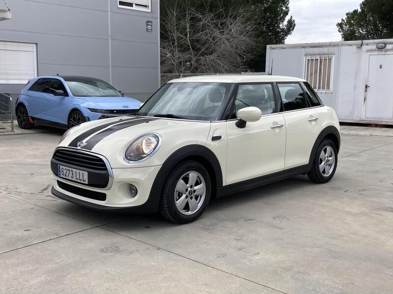 MINI Mini One • 2020 • 44,985 km 1