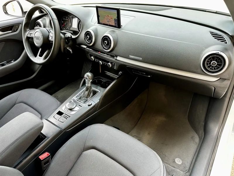 Audi A3 Sportback • 2020 • 99,000 km 8