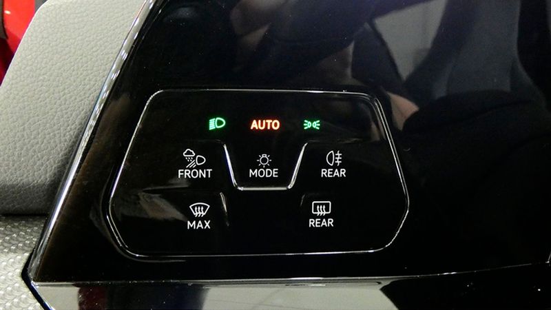 Volkswagen Golf • 2021 • 91,897 km 29