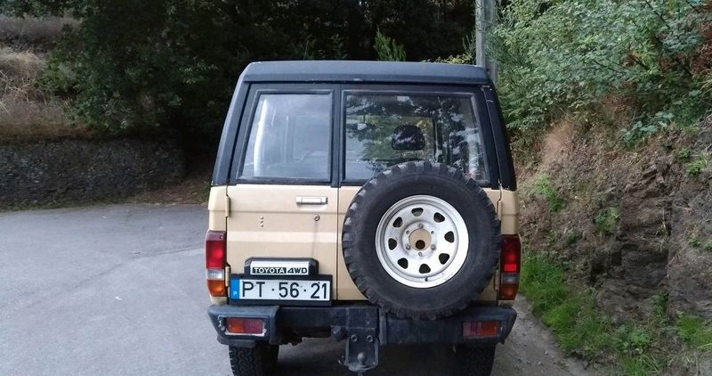 Toyota GT86 • 1986 • 249,999 km 2