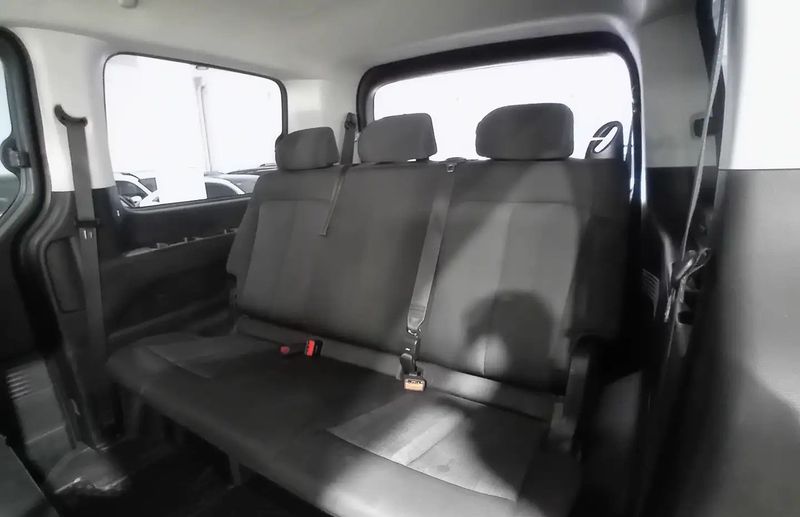 Hyundai Santa Fe • 2022 • 144,718 km 5