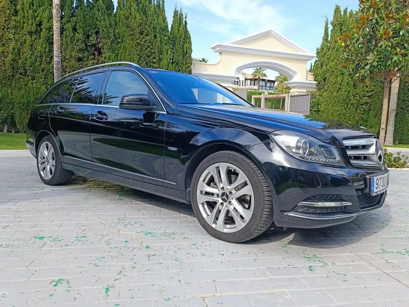 Mercedes-Benz C • 2012 • 139,600 km 3