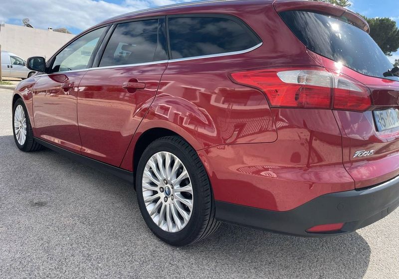 Ford Focus • 2012 • 143,000 km 3