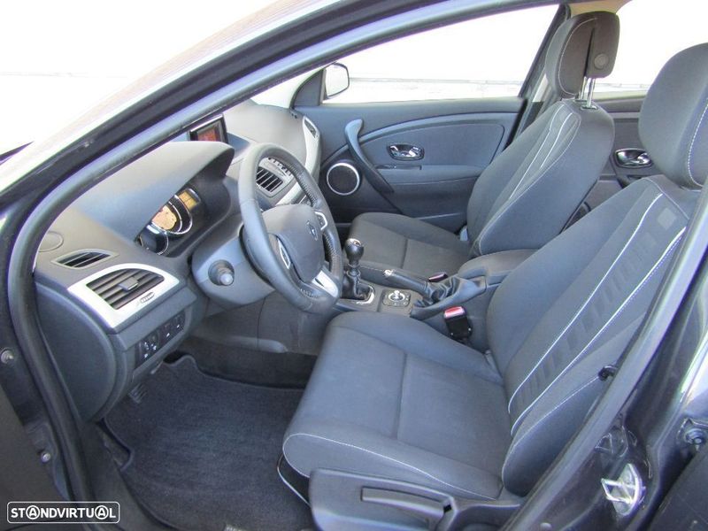 Renault Mégane • 2012 • 216,000 km 6